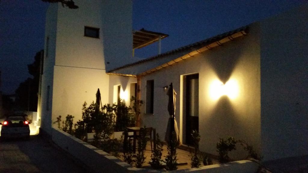 Casa Vacanze Senia Del Rais فافينانا الغرفة الصورة